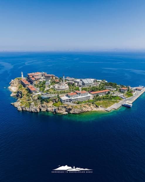 Yassı Ada dalış noktası